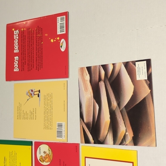 Scholastic Misc. Authors Set of 6 Bones & Body Theme NonFiction Paperback Books - Picture 6 of 10